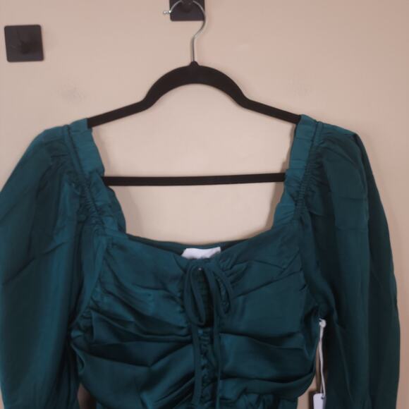 Six Fifty The Ruby Satin Blouse in Emerald Green Size S - Picture 2 of 12